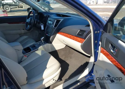 2011 Subaru Outback 3.6R Limited from USA, damaged, VIN 4S4BRDKC4B2438309